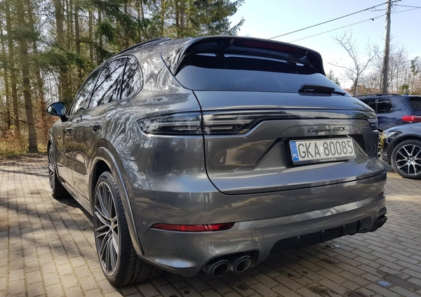 Porsche Cayenne cena 469000 przebieg: 95000, rok produkcji 2020 z Malbork małe 301